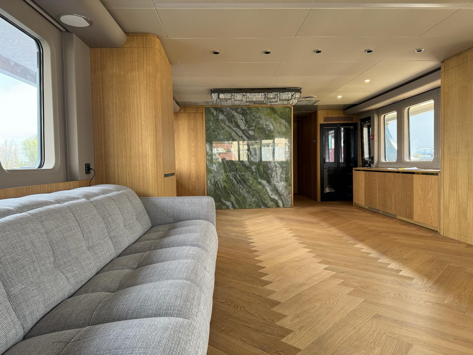 Salon Parquet & Architectural Stone